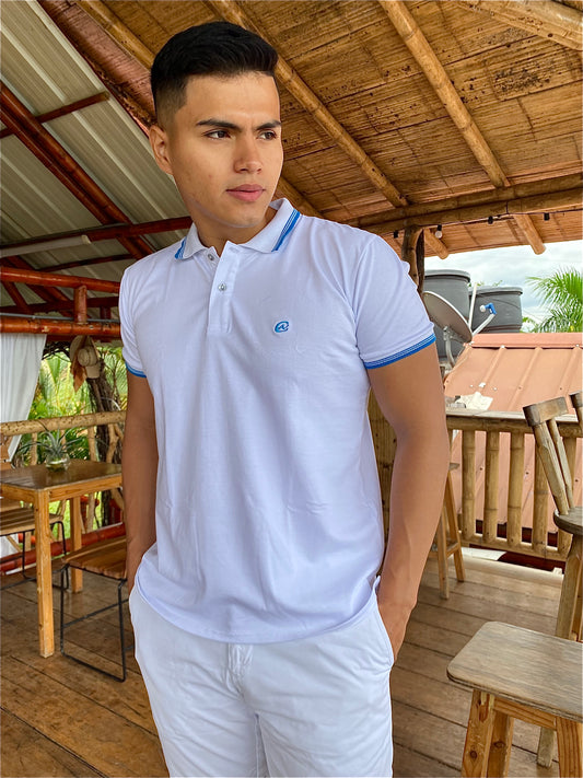 CAMISETA TIPO POLO BLANCA