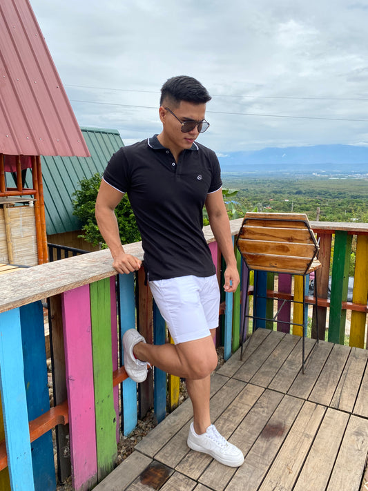 CAMISETA TIPO POLO NEGRA